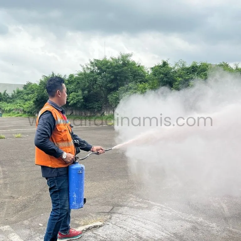 Pengujian APAR Gedung | PT Alfa Dinamis | PJK3 | 0822-4668-3542