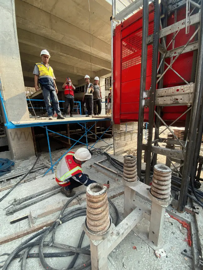 Passanger Hoist | PT Alfa Dinamis | PJK3 | 0822-4668-3542