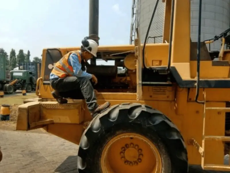 Alat Berat Konstruksi | PT Alfa Dinamis | PJK3 | 0822-4668-3542